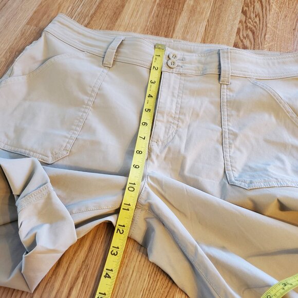 EDDIE BAUER Roll Tab Bermuda Shorts Nylon Blend Hiking Beige Tan Khaki Womens 12 - Picture 12 of 14